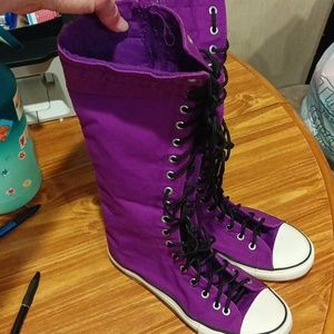 Daily shoes Purple zip up shoes women's size 8.5